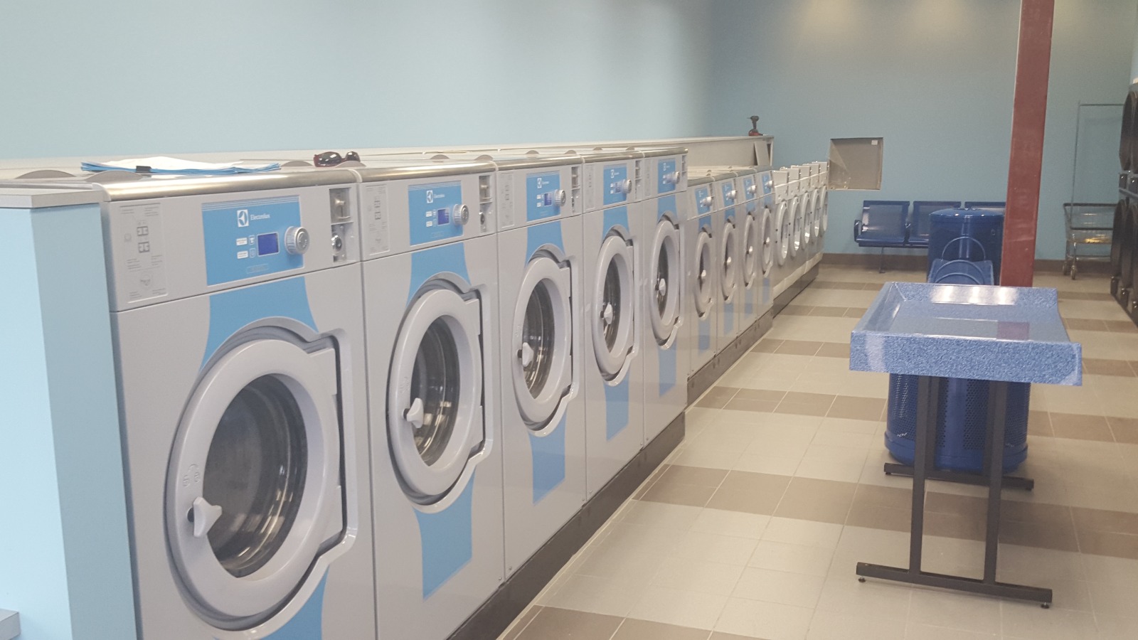 commercial laundry service near me